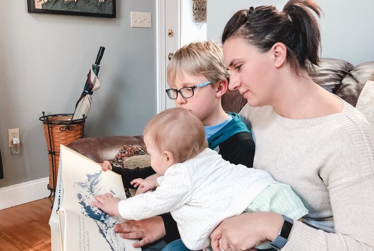 Looking for ways to make your home healthier for your children and pets? Take the pledge to keep your home smoke free! | Smoke Free Maine | Maine Living | Maine | Healthy Living | Healthy |